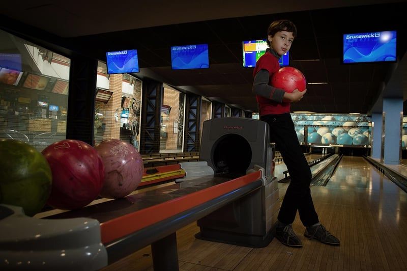 Accessoires de bowling : découvrez les indispensables pour briller en 2026